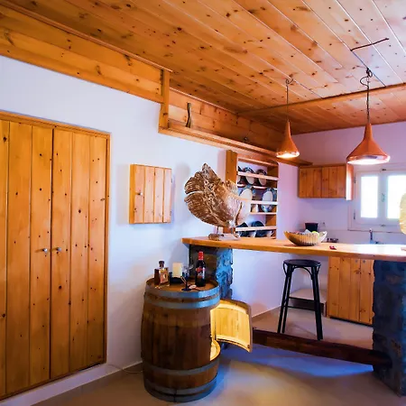 Myconian Brothers Ano Mera