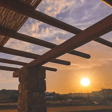 Myconian Brothers Lejlighed