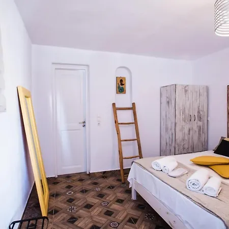 Myconian Brothers * Ano Mera